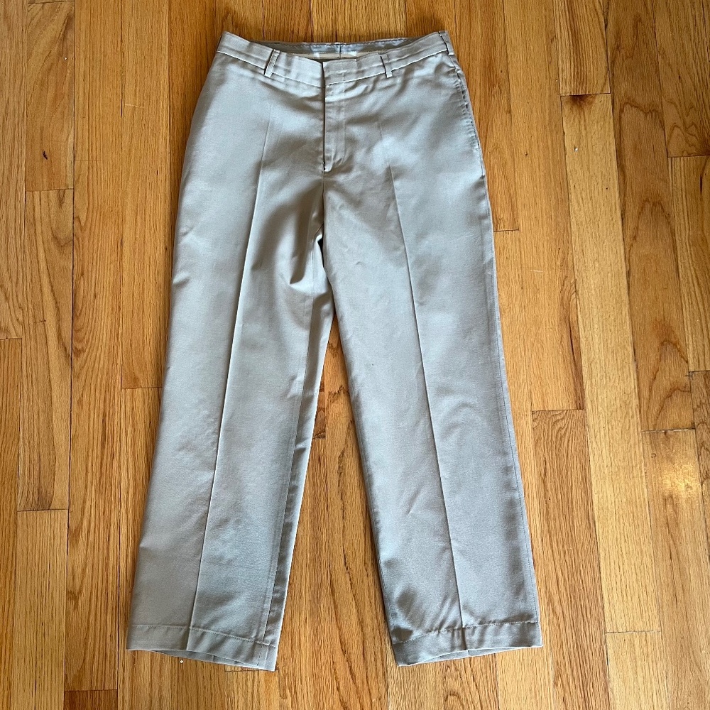 Men’s Pleated Khaki Pants 33R